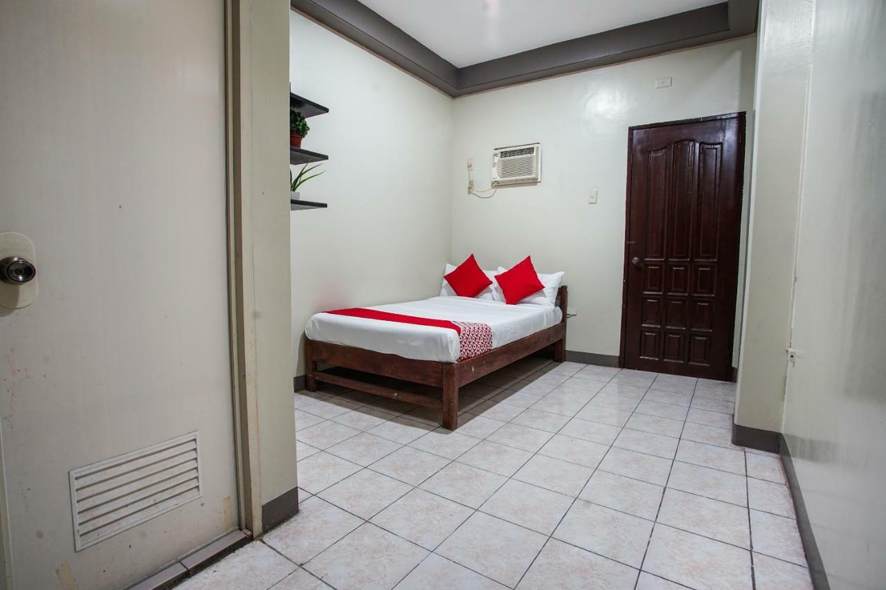 Oyo 192 Tcc Condo-Hostel Davao City Buitenkant foto