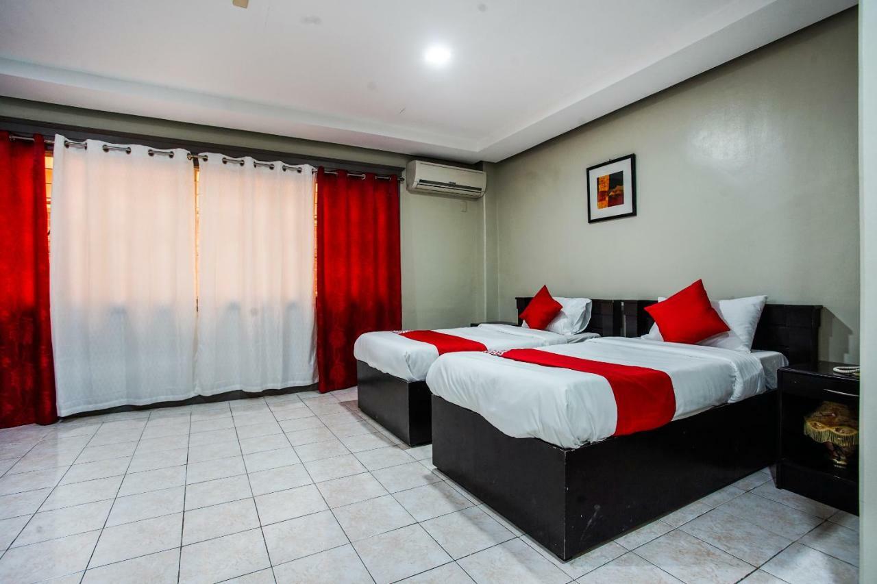 Oyo 192 Tcc Condo-Hostel Davao City Buitenkant foto